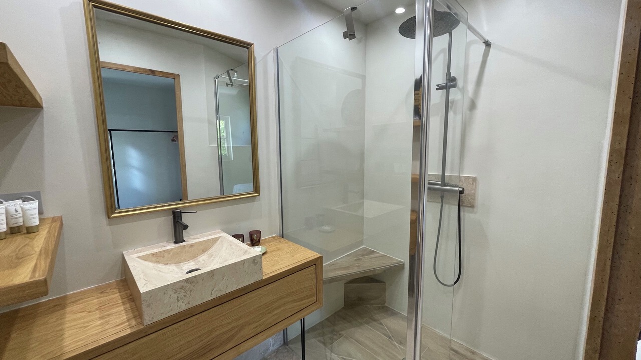 Photo of Bathroom in Evenos