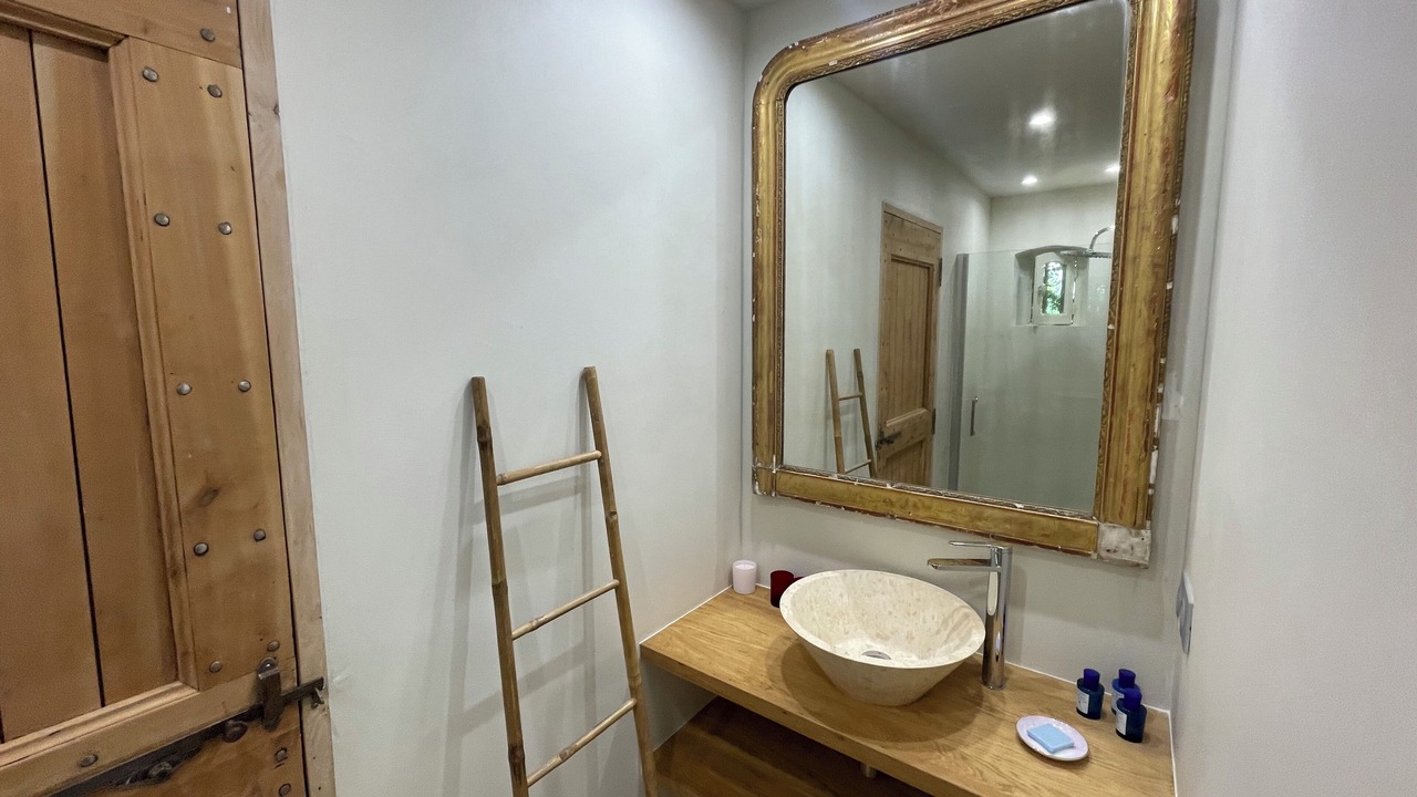 Photo of Bathroom in Evenos