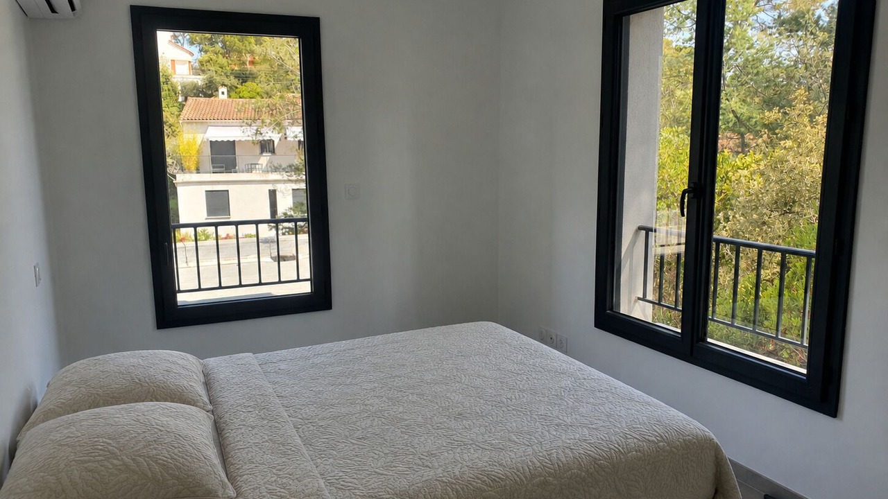 Photo of Bedroom in Boulouris-sur-Mer