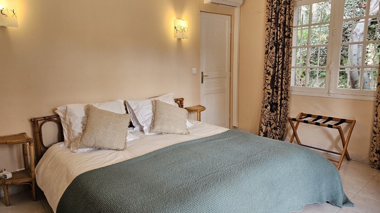 Photo of Bedroom in Boulouris-sur-Mer