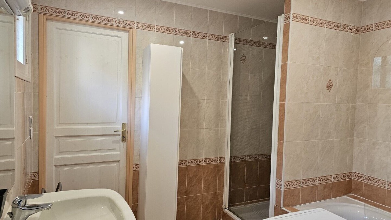 Photo of Bathroom in Boulouris-sur-Mer