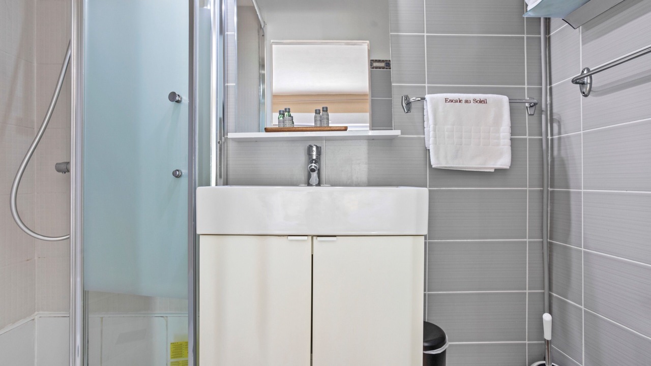 Photo of Bathroom in Saint-Aygulf