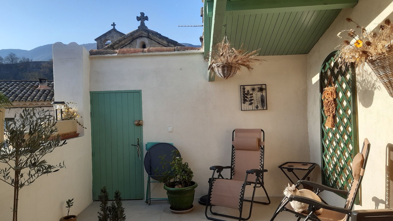 Photo of Patio Balcony in Saint-Martin-de-Castillon