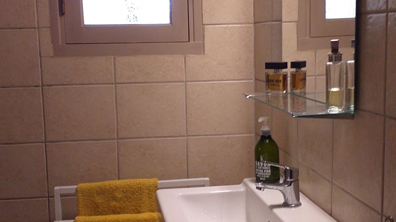 Photo of Bathroom in Saint-Martin-de-Castillon