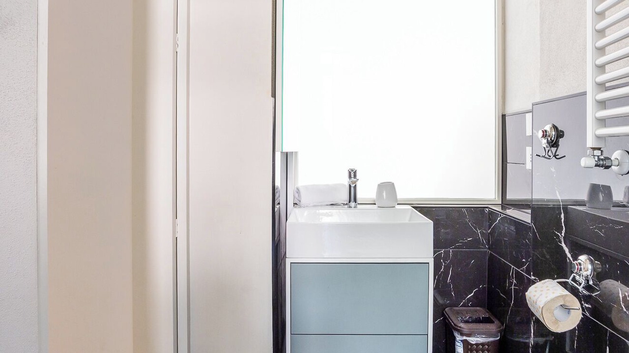 Photo of Bathroom in Central Station
