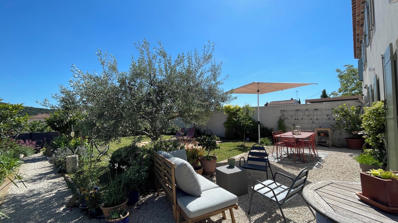 Photo of Outdoor in Eguilles