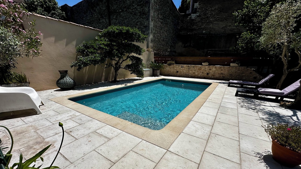 Photo of Outdoor in Noves