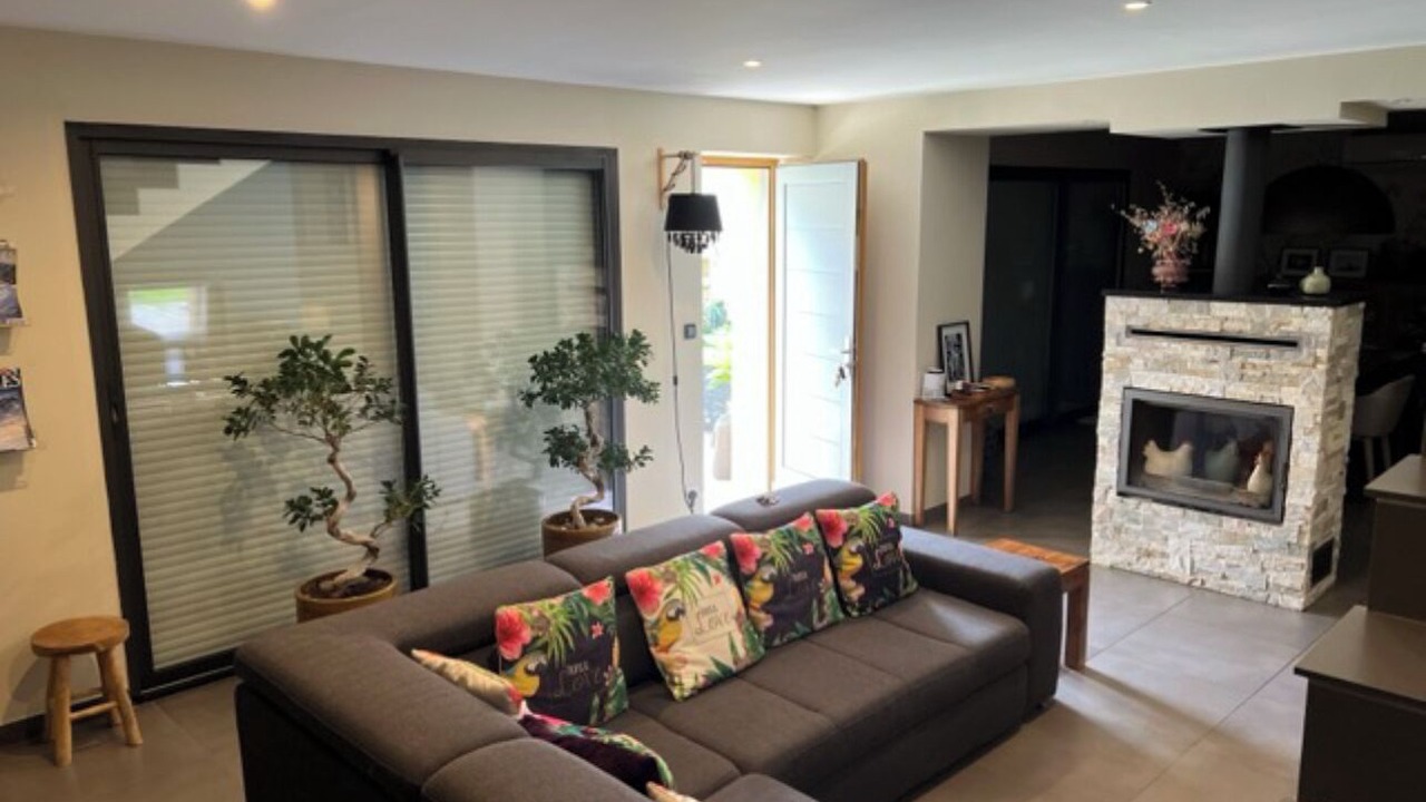 Photo of Livingroom in Noves