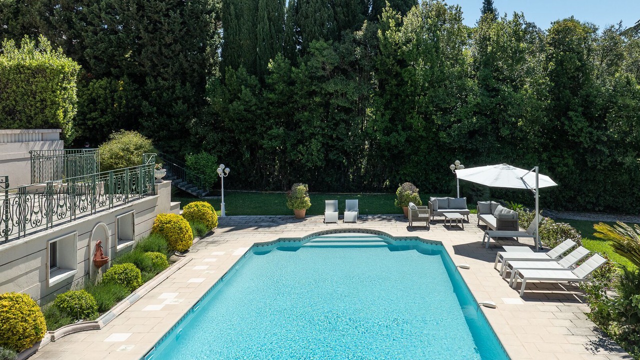 Photo of Outdoor in California - Pezou