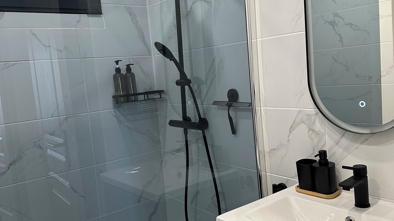 Photo of Bathroom in Belcodene