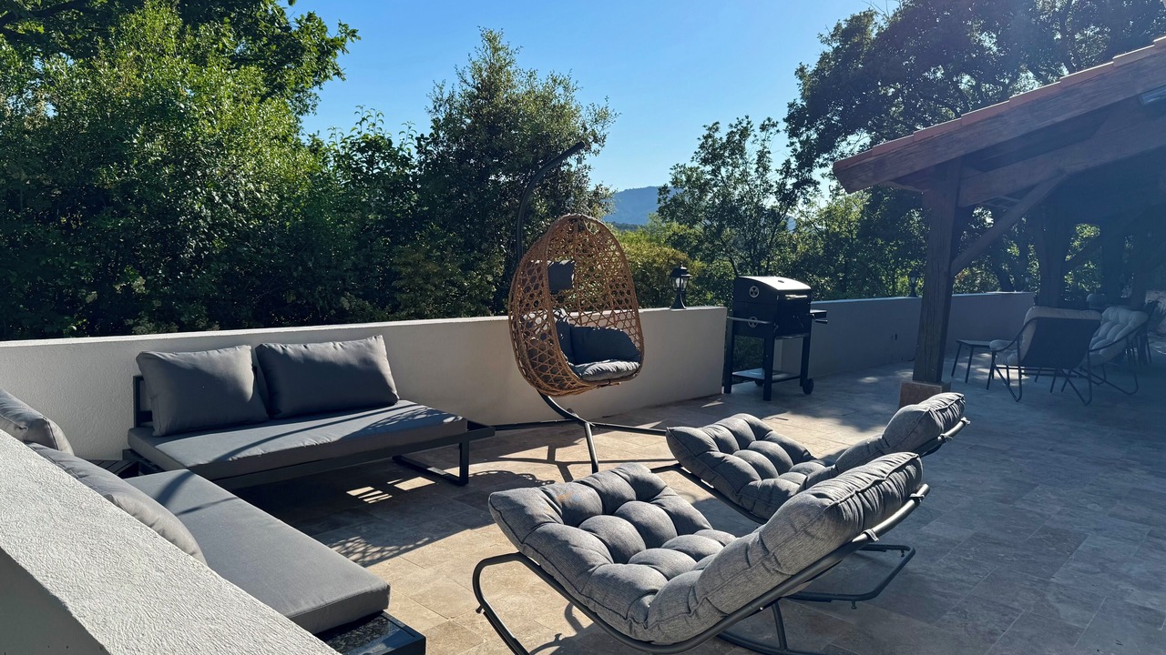 Photo of Patio Balcony in Belcodene