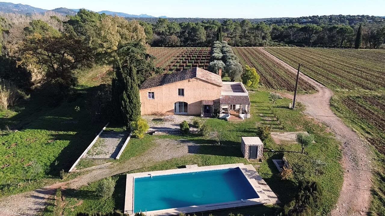 Photo of Outdoor in Le Mitan