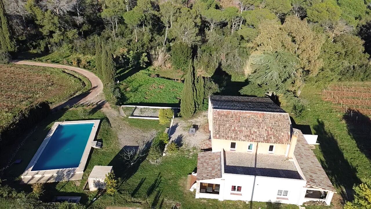 Photo of Outdoor in Le Mitan