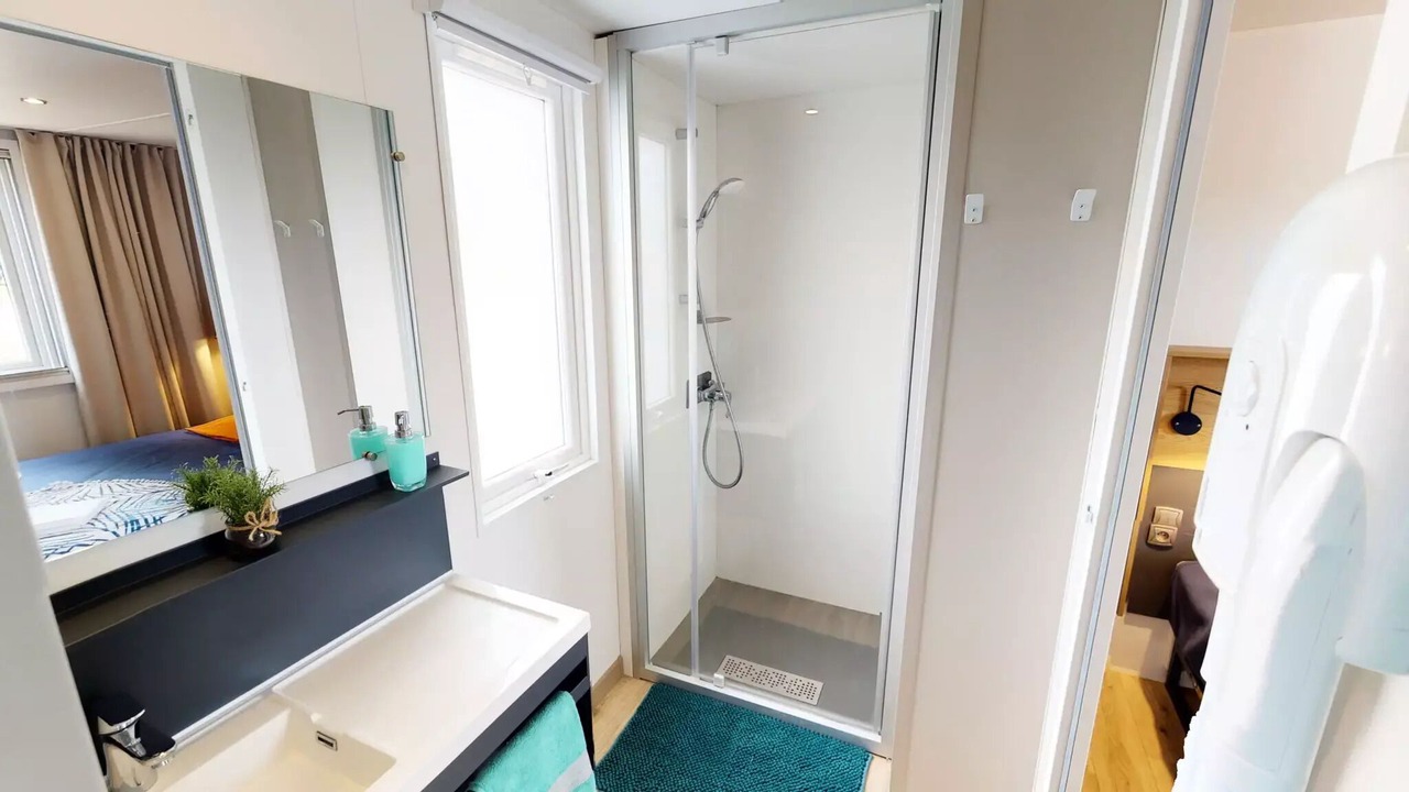Photo of Bathroom in Cabrieres-dʼAigues