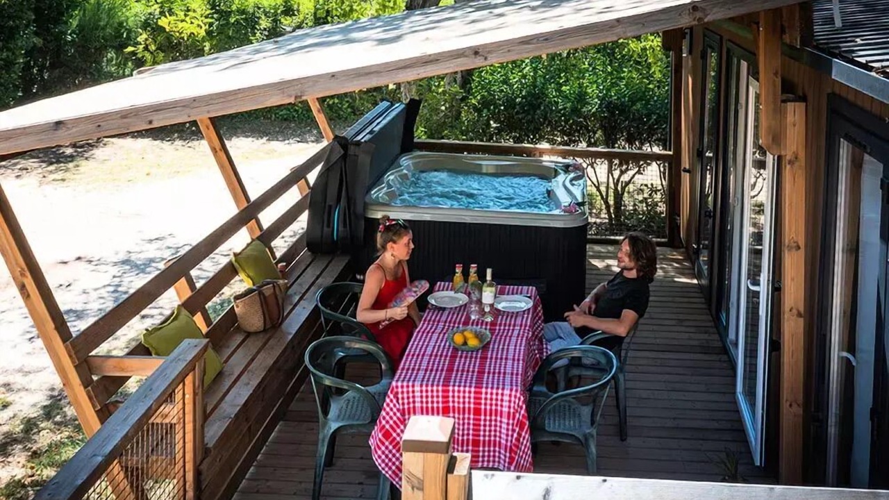 Photo of Outdoor in Cabrieres-dʼAigues