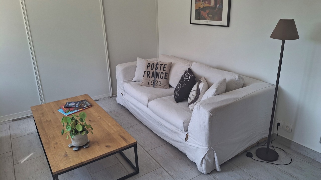 Photo of Livingroom in Simiane-Collongue