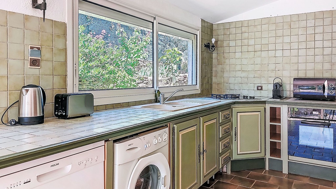Photo of Bedroom in La Cadiere-d'Azur
