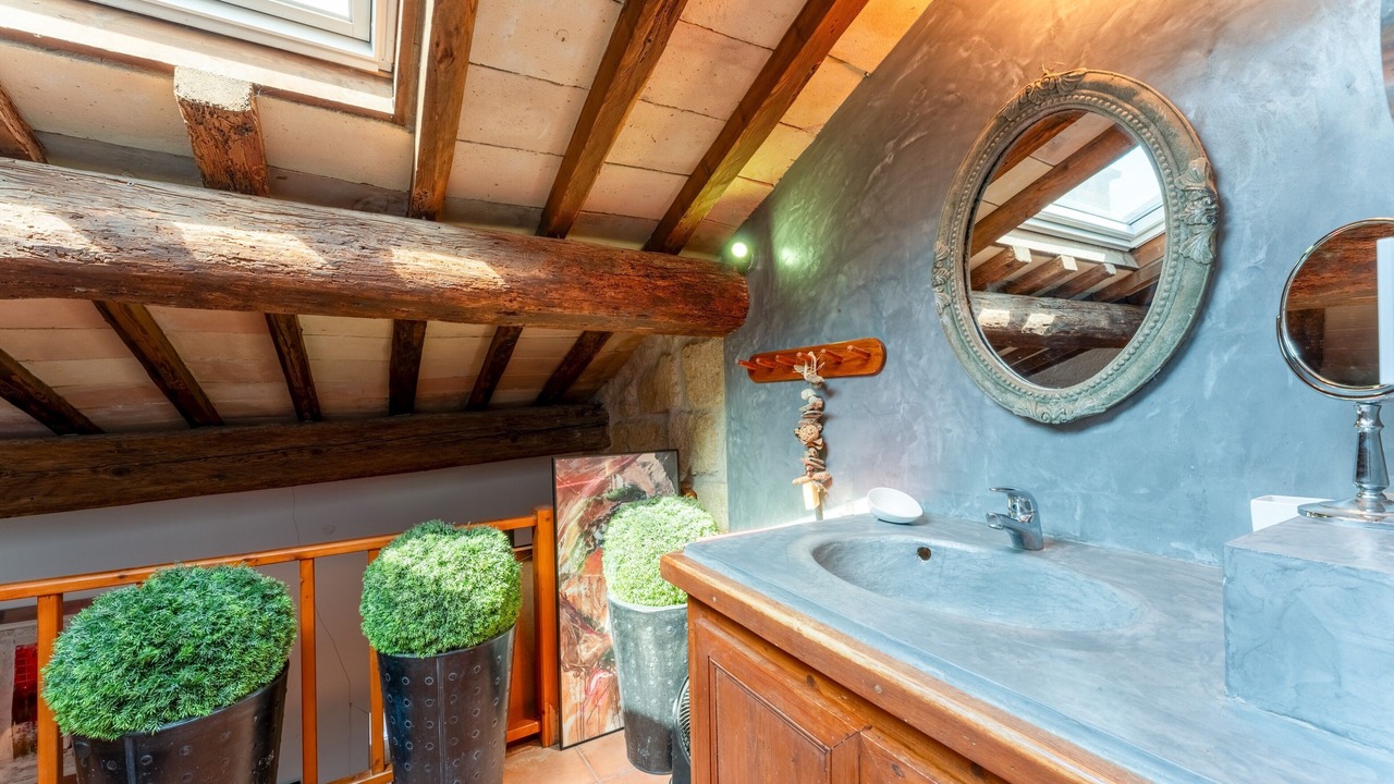 Photo of Bathroom in Aigues-Mortes