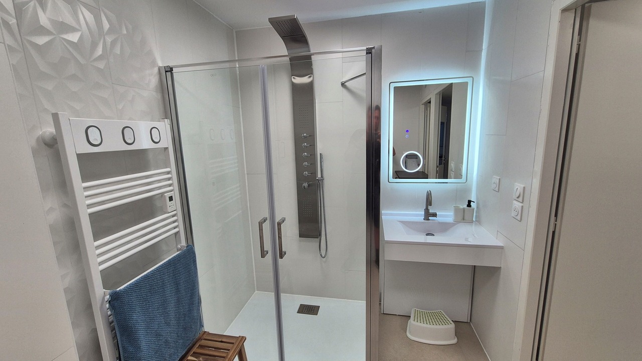 Photo of Bathroom in Savines-le-Lac