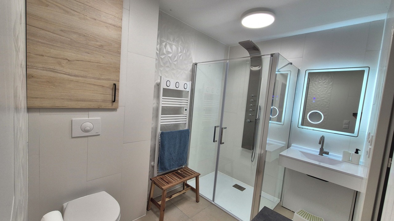 Photo of Bathroom in Savines-le-Lac