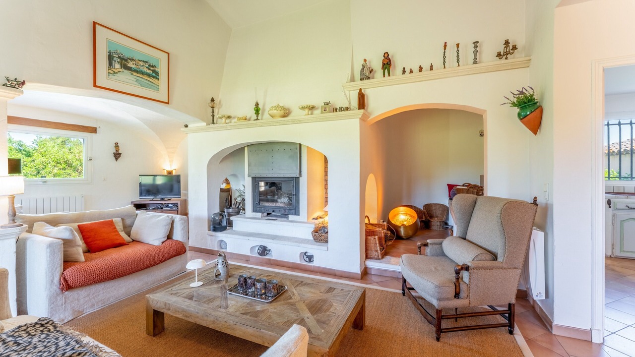 Photo of Livingroom in Eygalieres
