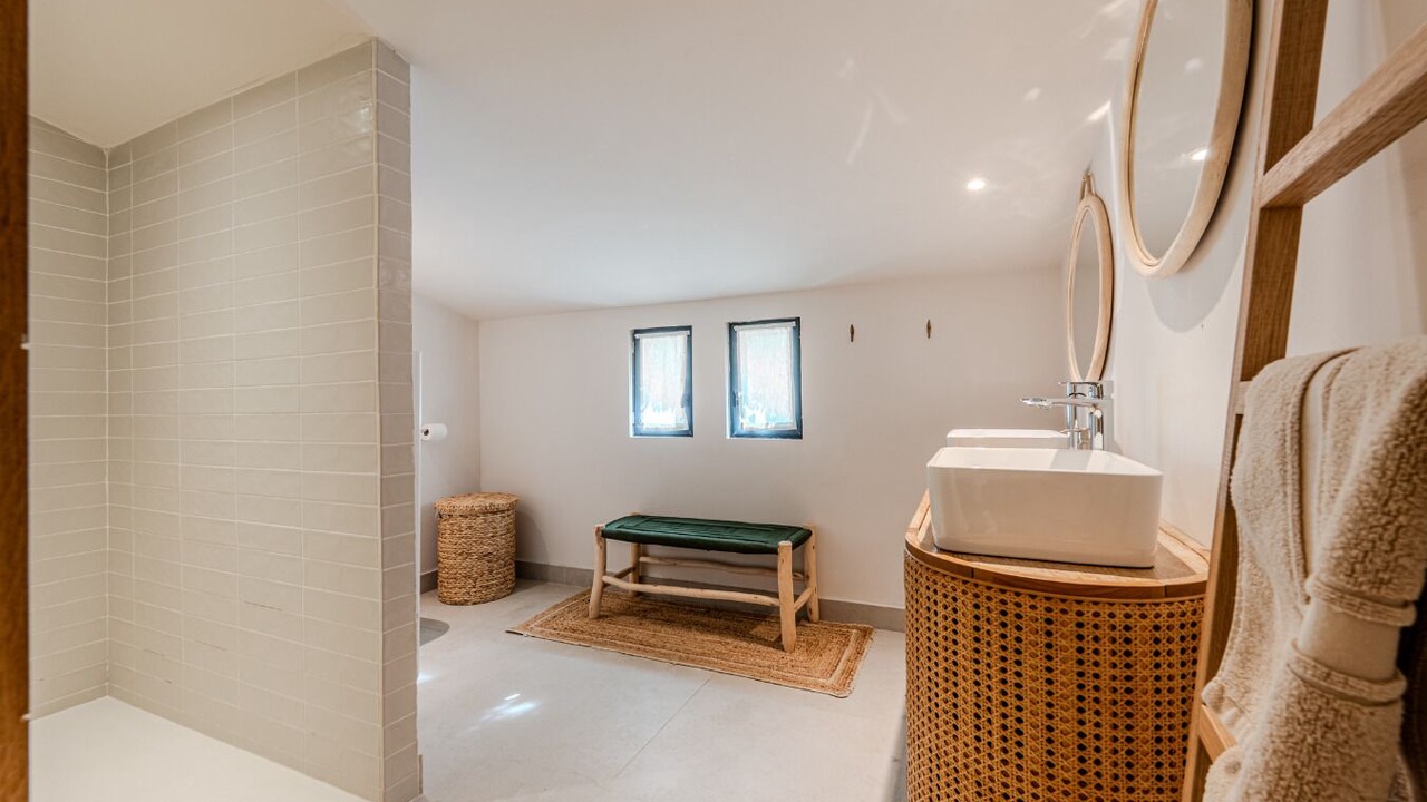 Photo of Bathroom in Maussane