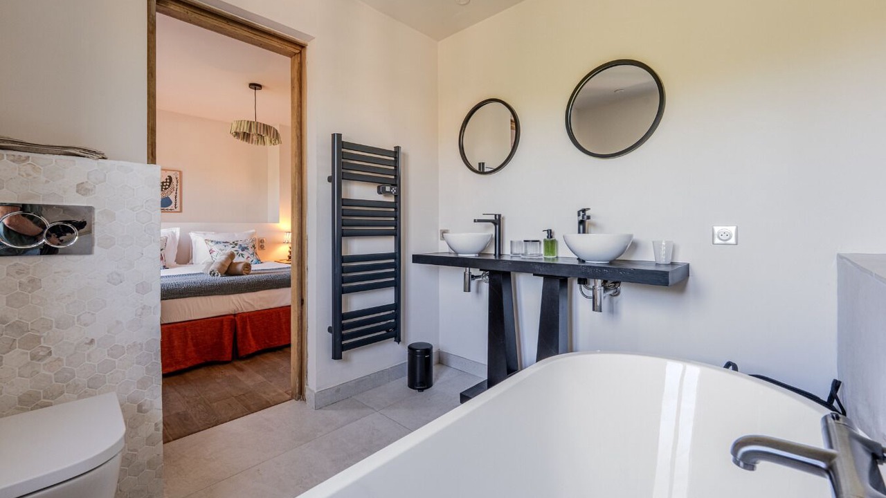 Photo of Bathroom in Maussane