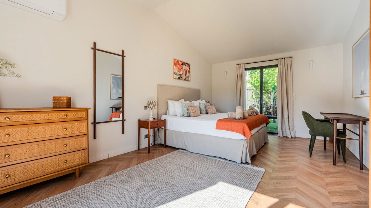 Photo of Bedroom in Maussane