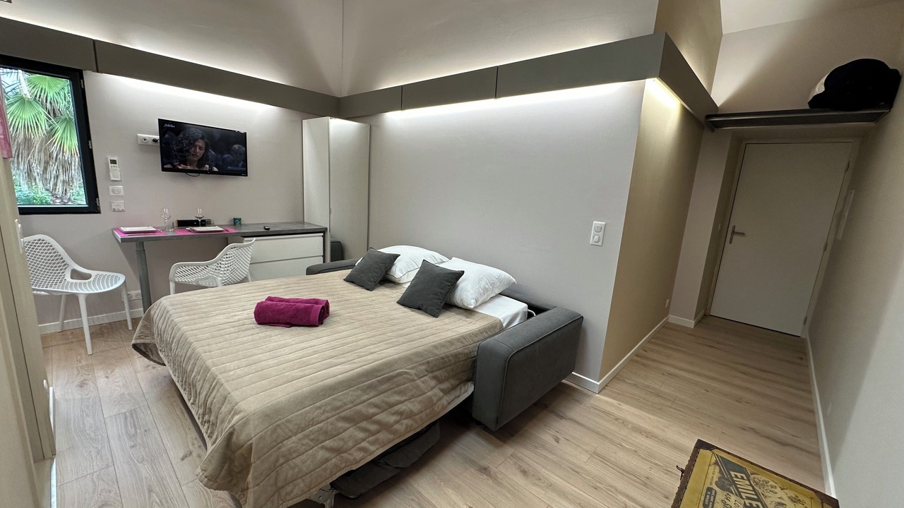 Photo of Bedroom in Milhaud