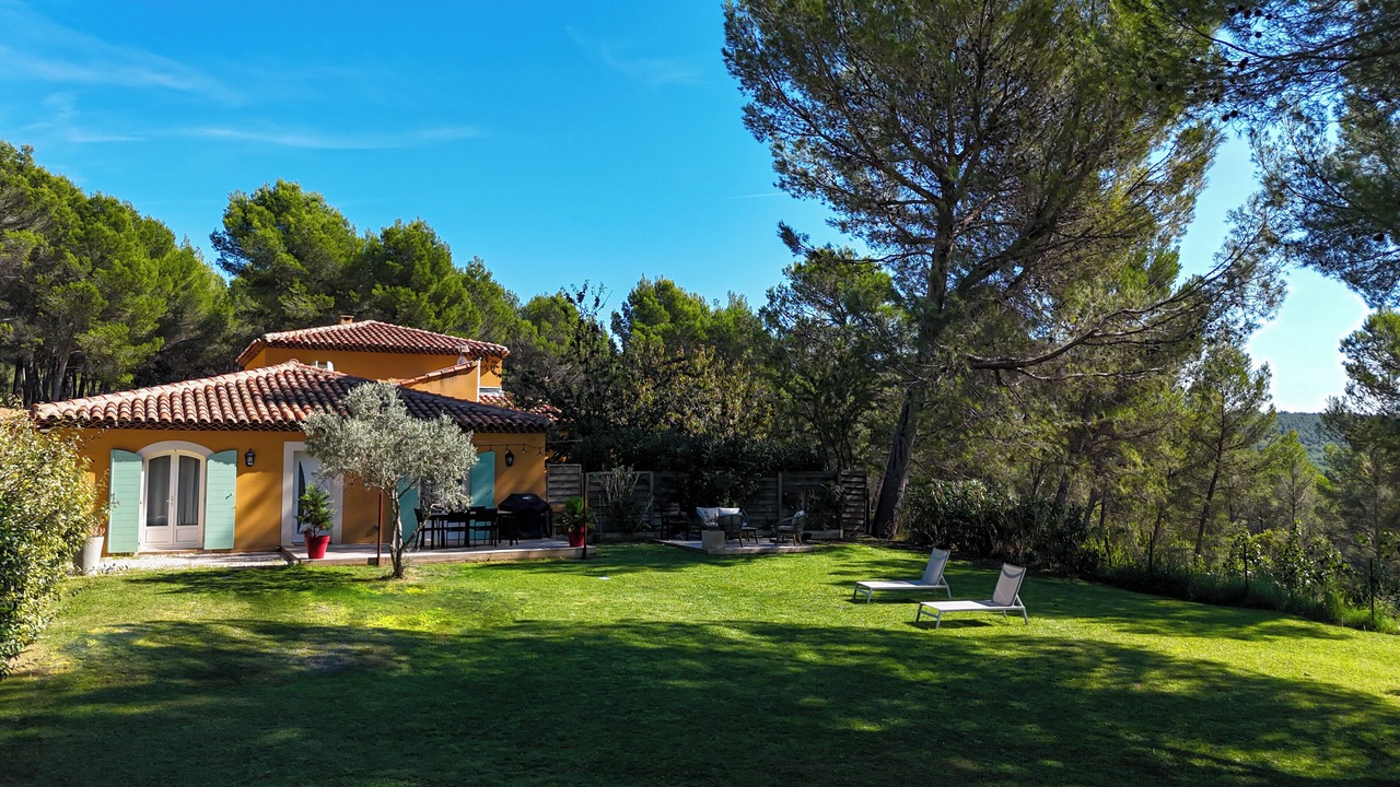 Photo of Outdoor in Ventabren