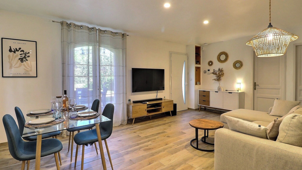 Photo of Livingroom in Ventabren