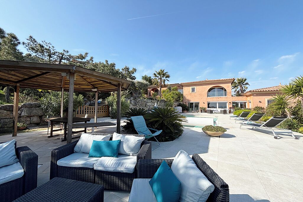 Photo of Patio Balcony in Antheor
