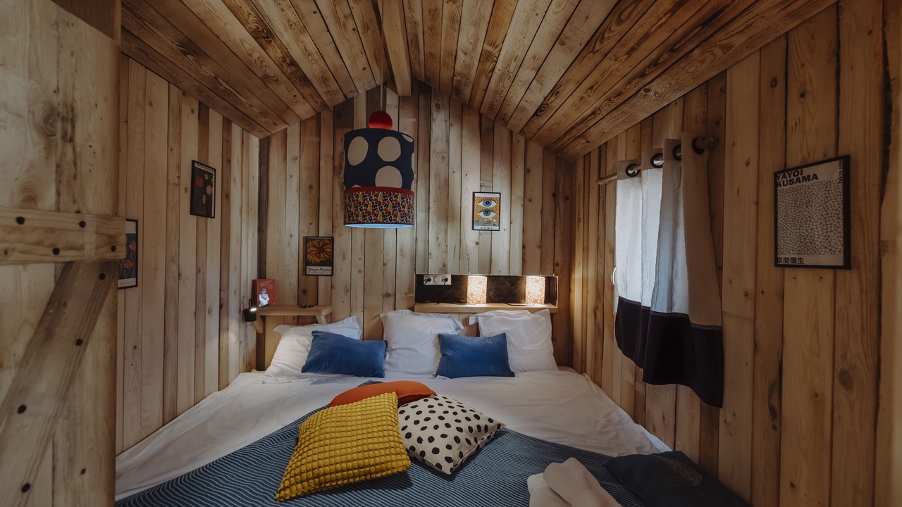 Photo of Bedroom in Gap