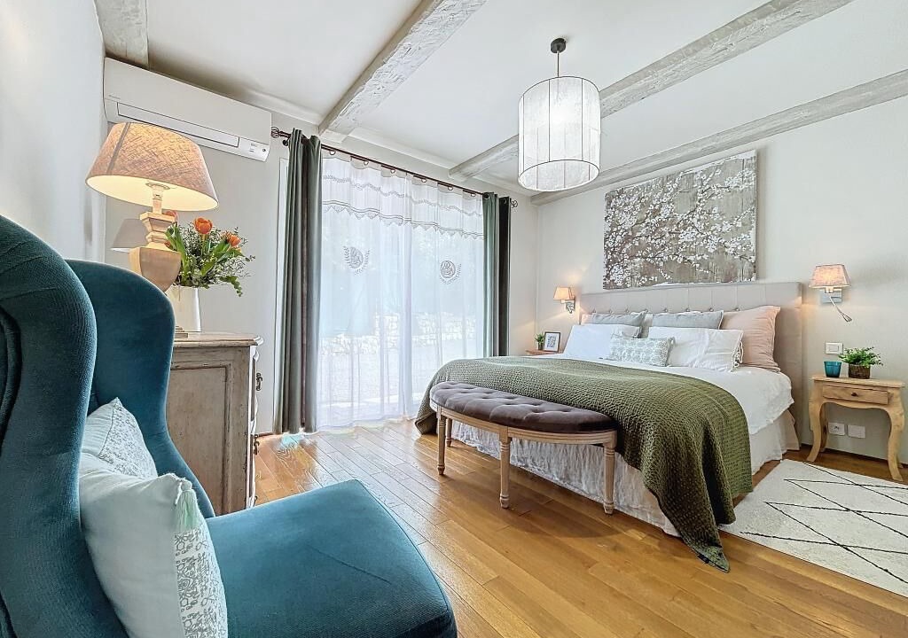Photo of Bedroom in Valbonne