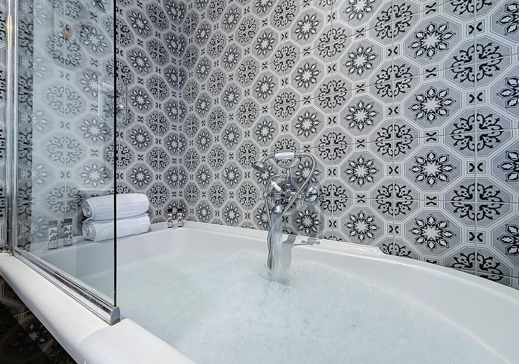 Photo of Bathroom in Valbonne