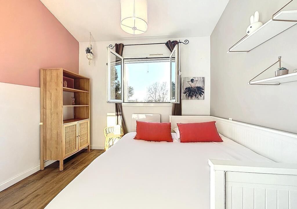 Photo of Bedroom in Valbonne