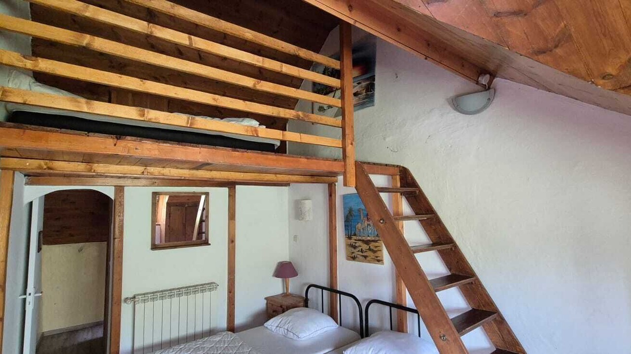 Photo of Bedroom in Faucon-de-Barcelonnette