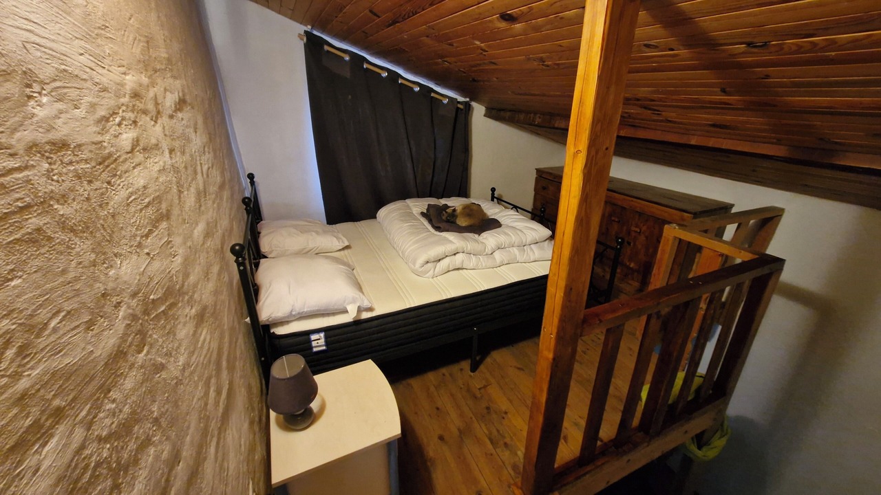 Photo of Bedroom in Faucon-de-Barcelonnette