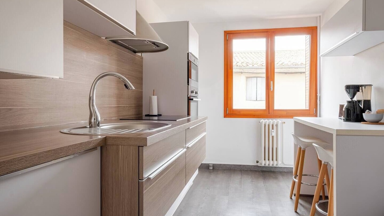 Photo of Kitchen in Quartier Administrations