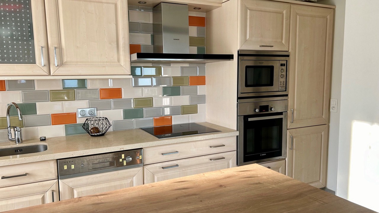 Photo of Kitchen in California - Pezou