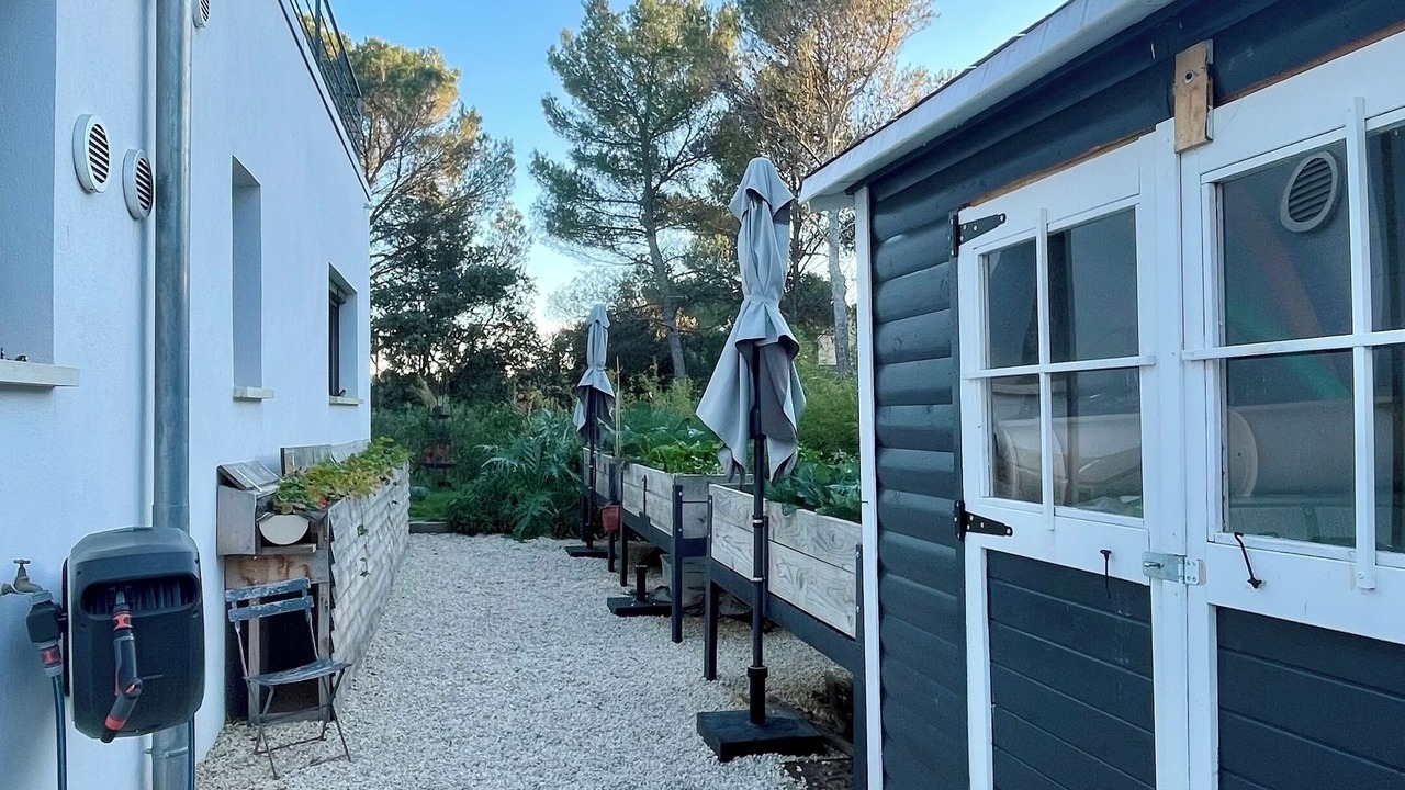 Photo of Outdoor in Lambesc