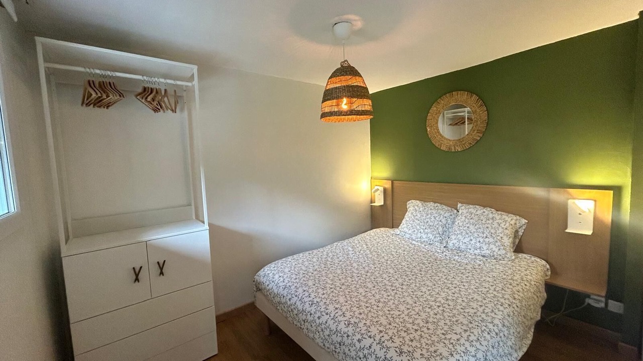 Photo of Bedroom in Allos