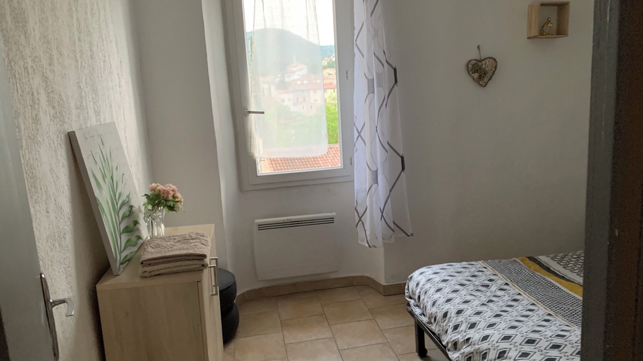 Photo of Bedroom in Peypin