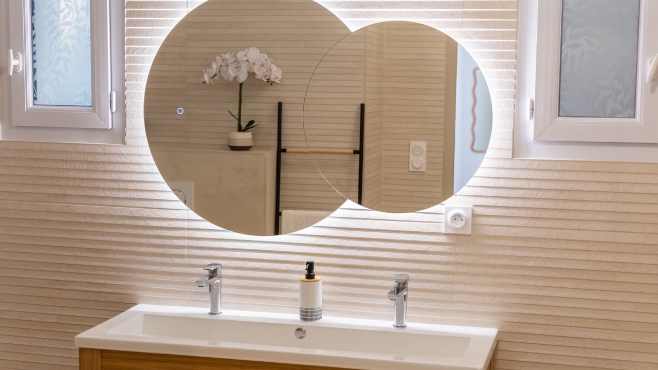 Photo of Bathroom in Eyguieres