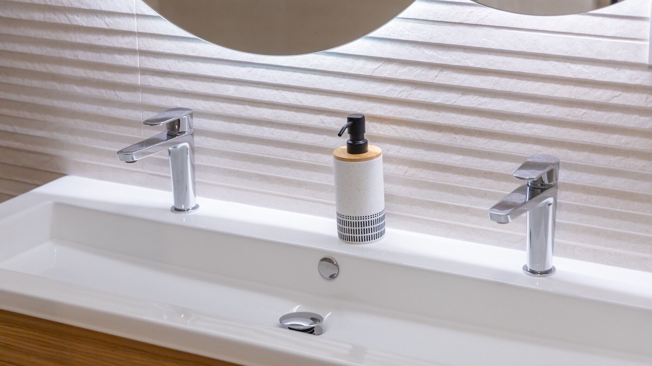 Photo of Bathroom in Eyguieres