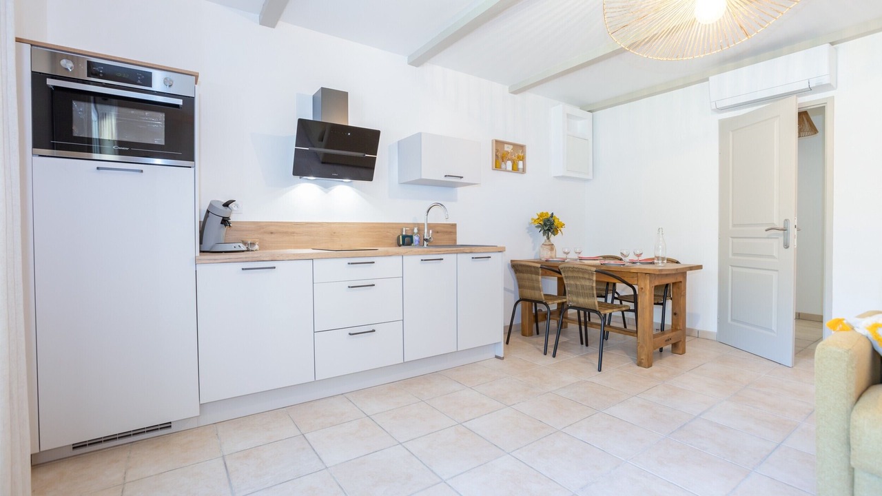 Photo of Kitchen in Eyguieres