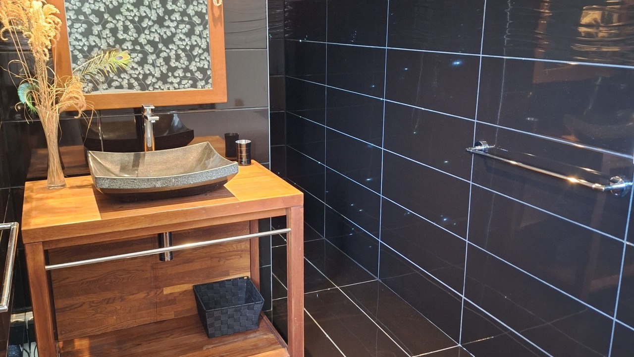 Photo of Bathroom in Montfort