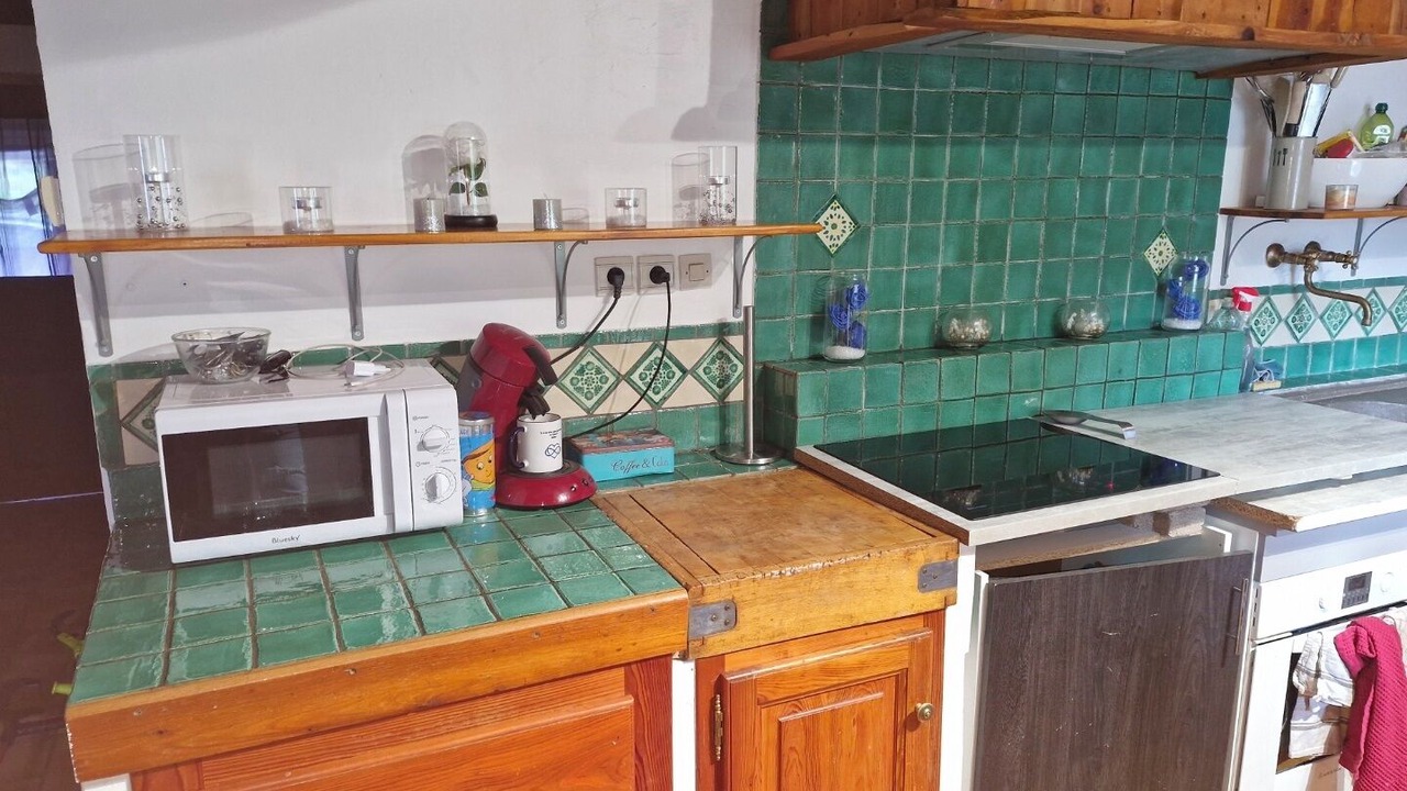 Photo of Kitchen in Faucon-de-Barcelonnette