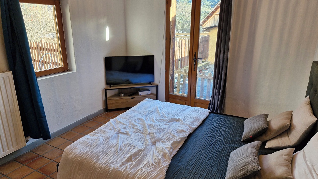 Photo of Bedroom in Faucon-de-Barcelonnette