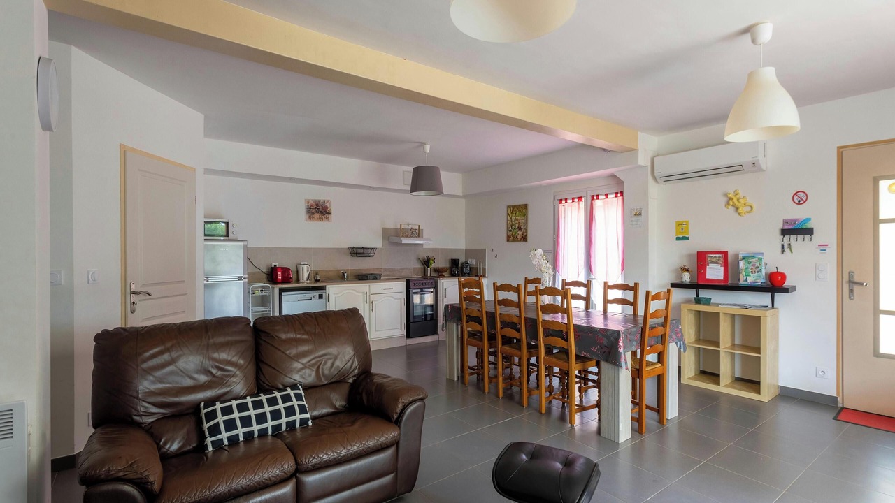 Photo of Livingroom in Montmeyan